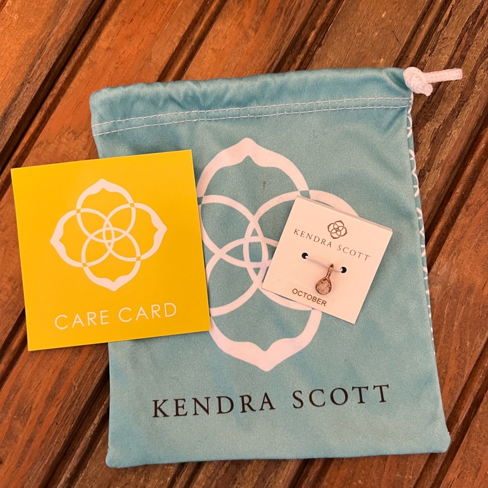 Kendra Scott birth month pendant